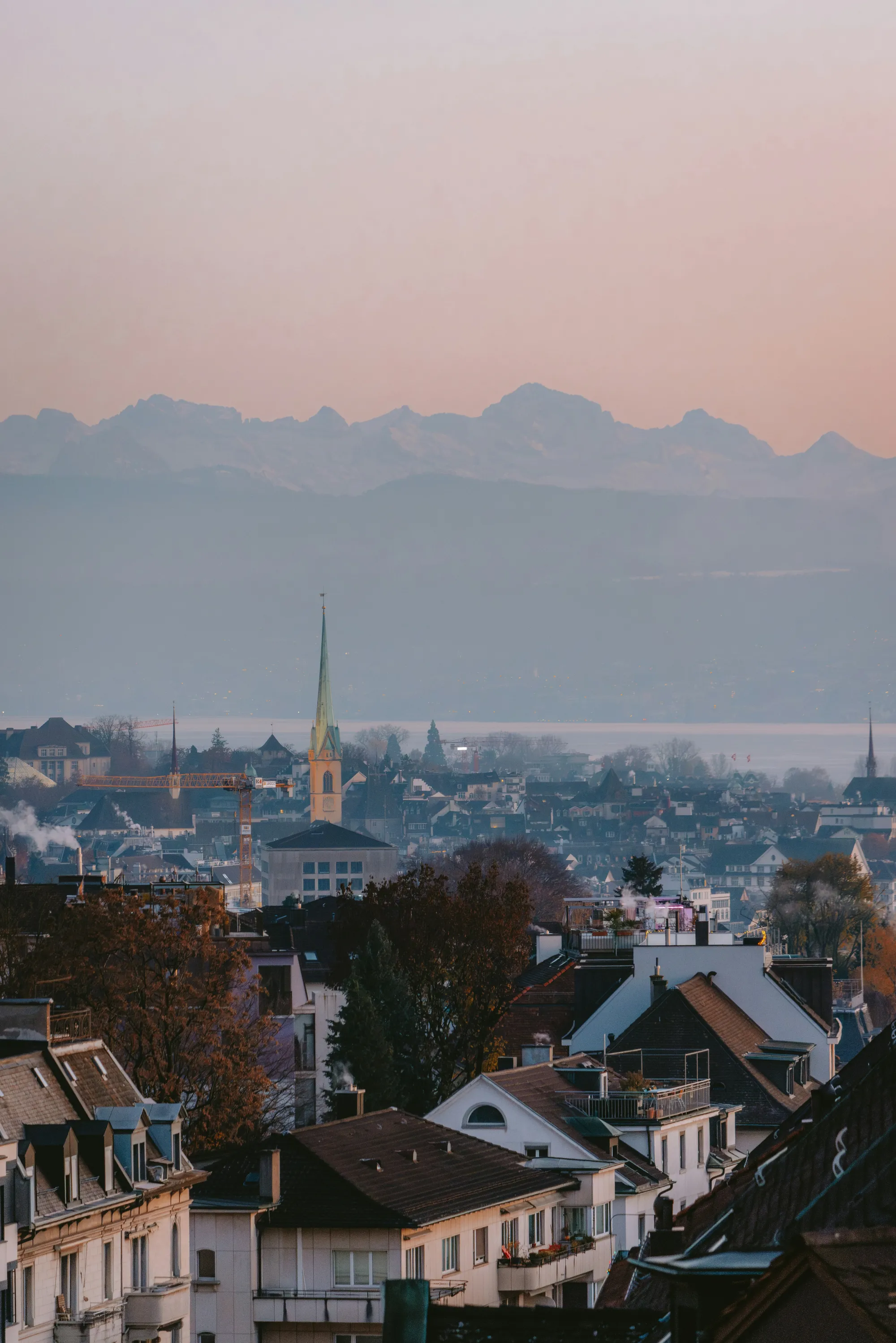 Zurich: tarpaulin, concrete, CO₂