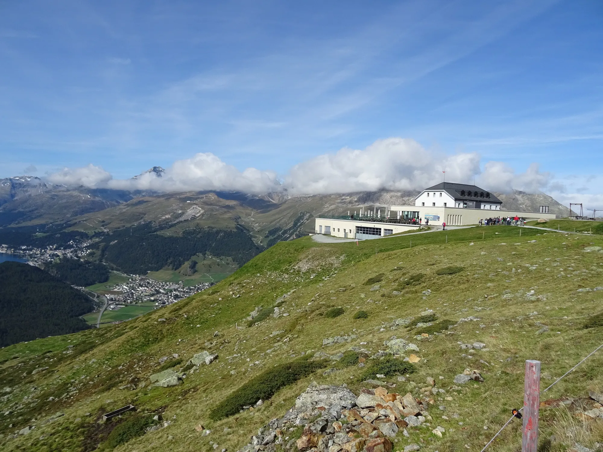 Le soleil sous la roche