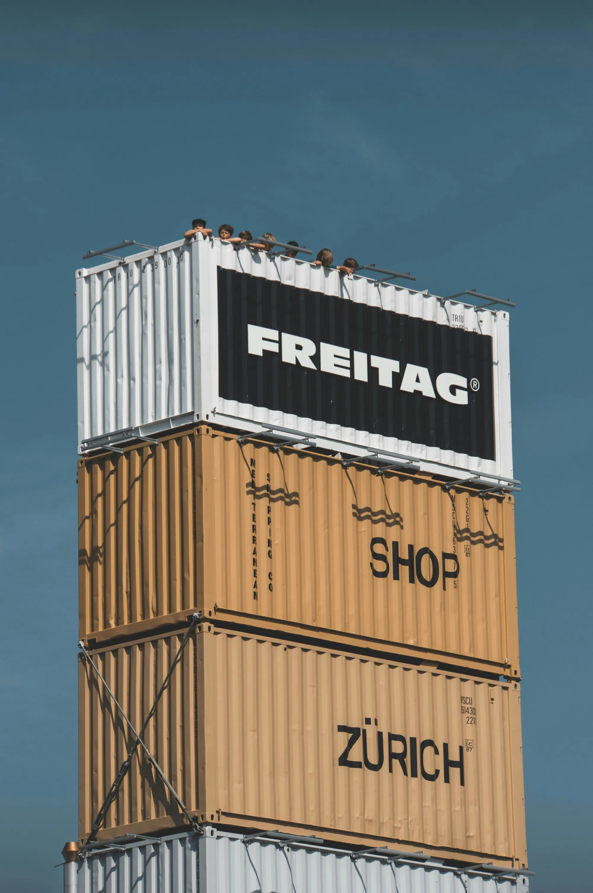 La tour de conteneurs du magasin Freitag, à Zurich