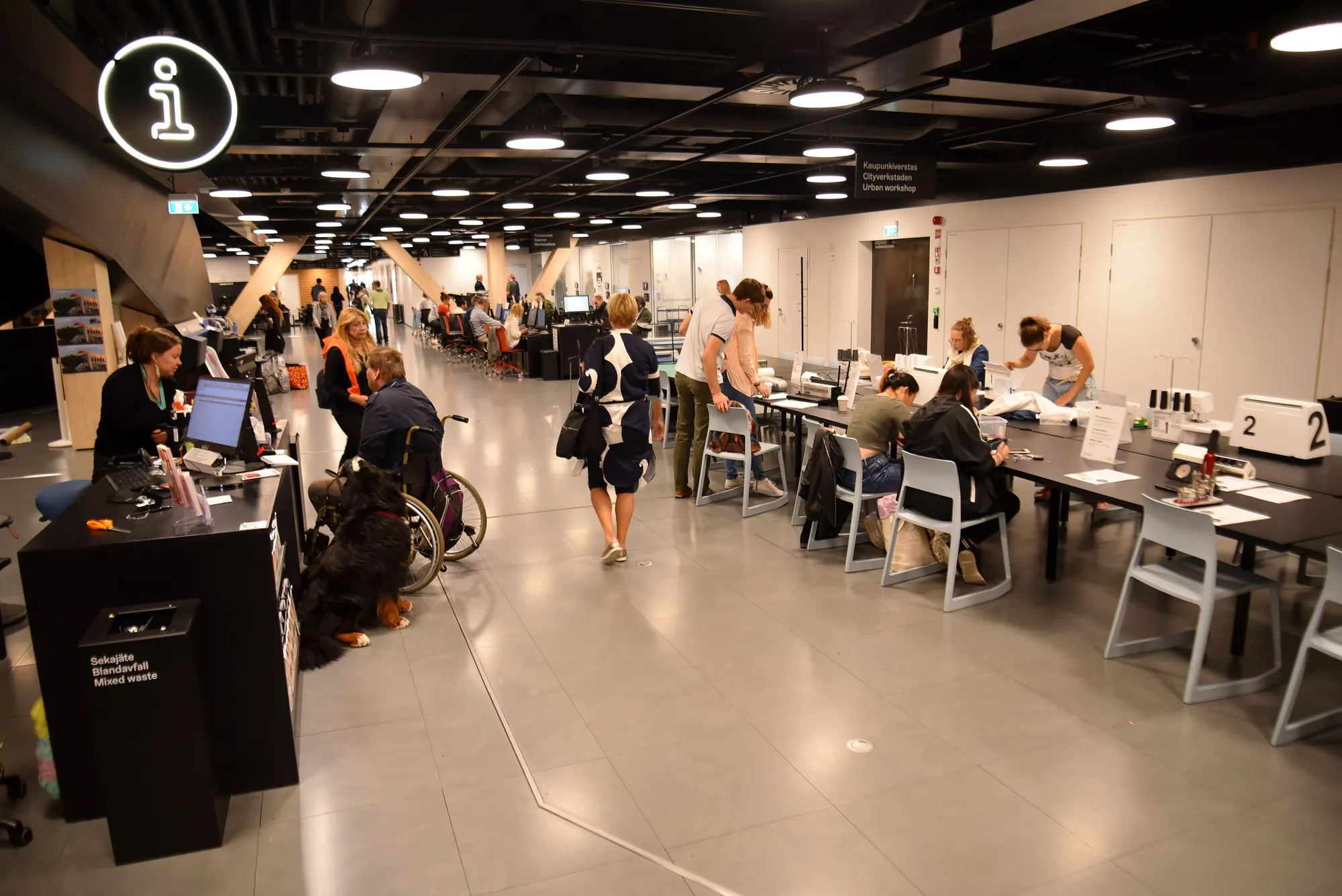 L’atelier urbain : machines à coudre en libre accès, août 2019.