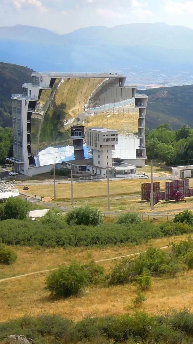 Un four solaire pour de l'acier vert